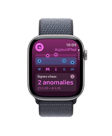 Apple Watch Series 11, gris cosmique, boîtier en aluminium, app Signes vitaux, tableau des données de santé, notification d’anomalies dans les signes vitaux nocturnes, côté droit extérieur, Digital Crown, bracelet sport à rabat, gris foncé