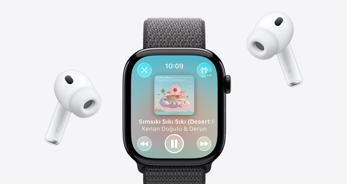 AirPods Pro 3, beyaz, silikon kulaklık uçları, Apple Watch Series 11, alüminyum kasa, parlak simsiyah renk, Apple Music çalıyor, Spor Loop, koyu gri renk