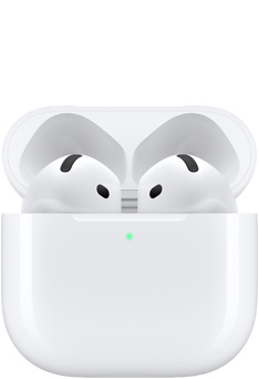 AirPods 4 i opladningsetuiet med åbent låg.