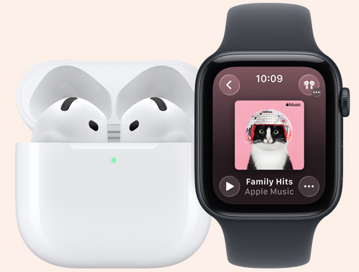 AirPods neben einer Apple Watch.