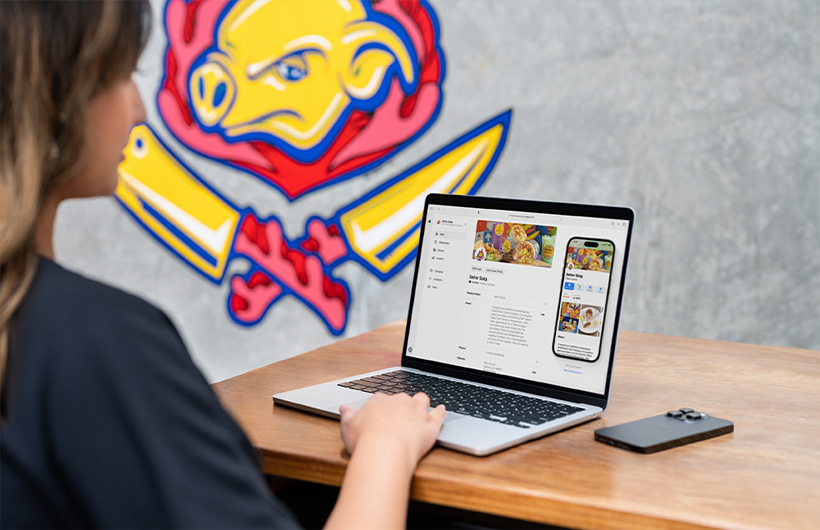 Señor Sisig uses Apple Business Connect to manage their presence on Apple Maps, Wallet, Siri and more.