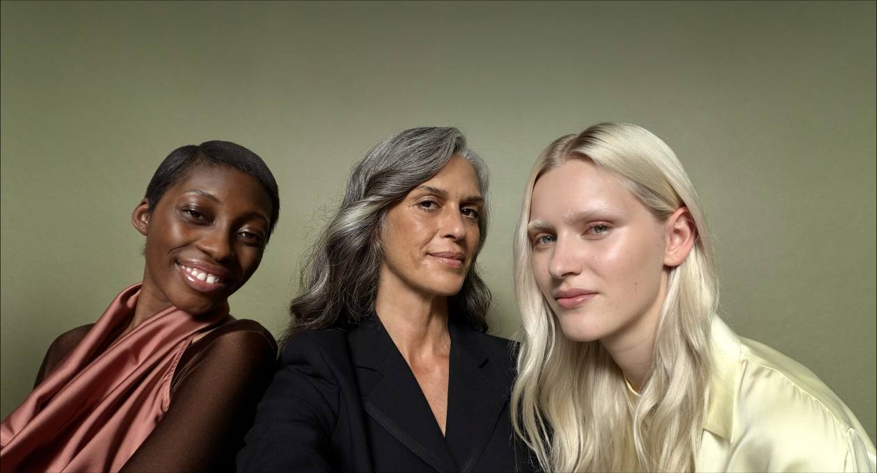 Το app Κάμερα του iPhone 17 Pro, λειτουργία Center Stage για φωτογραφίες και πώς να τραβήξεις μια selfie με μια ομάδα ατόμων, με τα πρόσωπά τους να είναι επισημασμένα