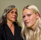 La funcionalidad Center Stage para fotos destaca los rostros de tres personas